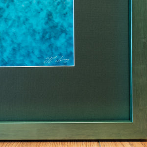 Between sea and palm trees – Gallery Frame (24x36 inches)