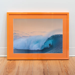 In the wave – Gallery Frame (18x24 inches)