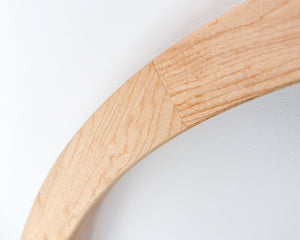 Phoque commun - cadre rond en bois massif (24 pouces)