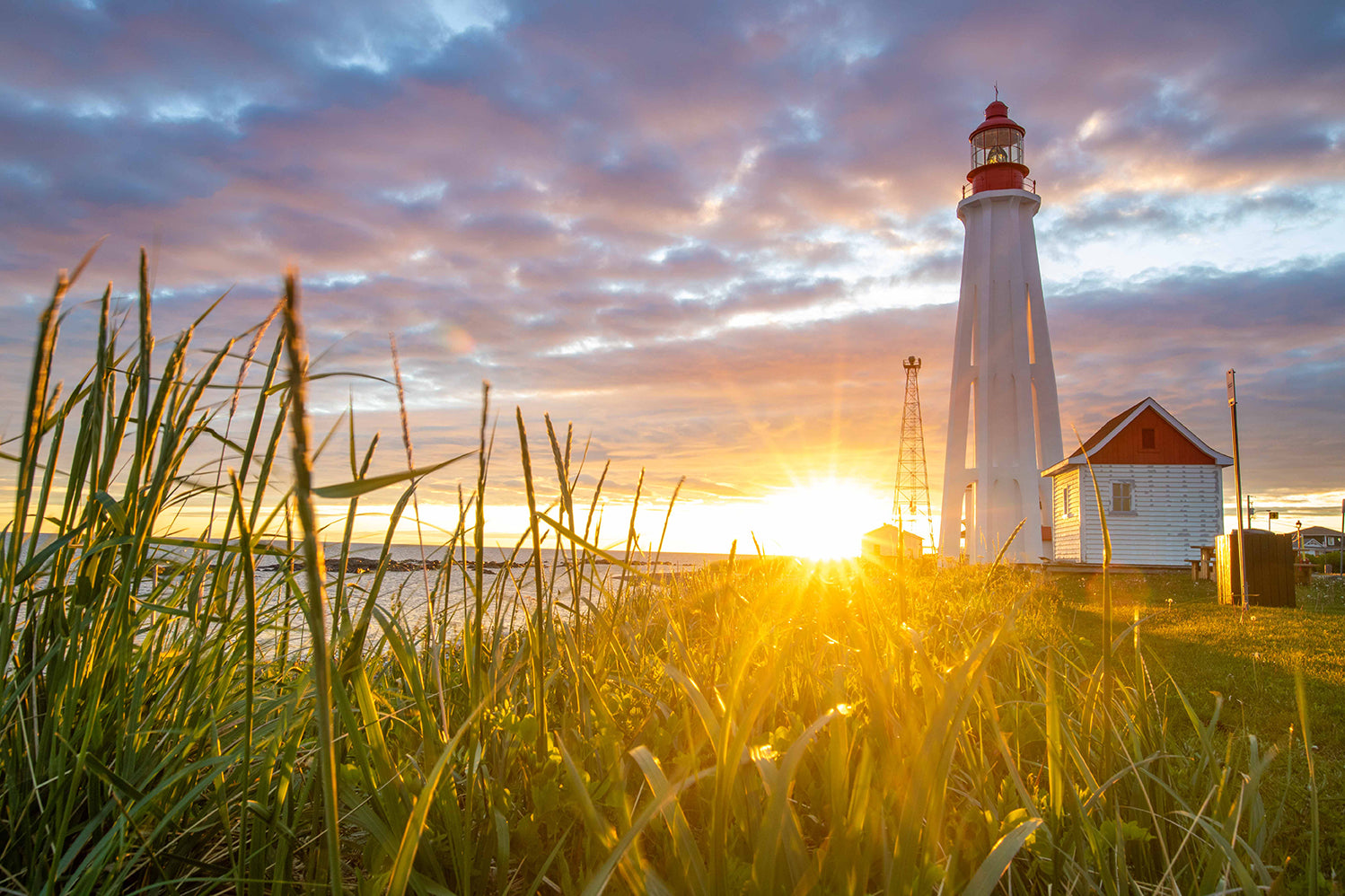 Levé de soleil sur le phare
