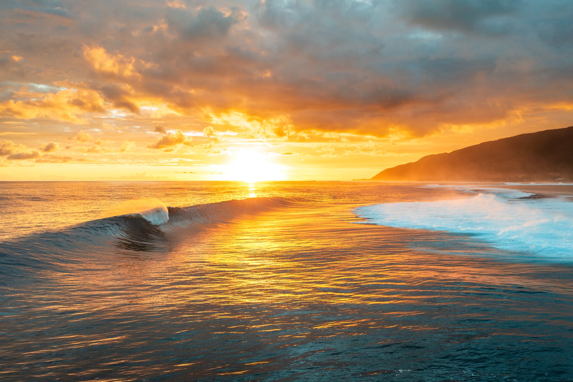 Tahiti au sunset