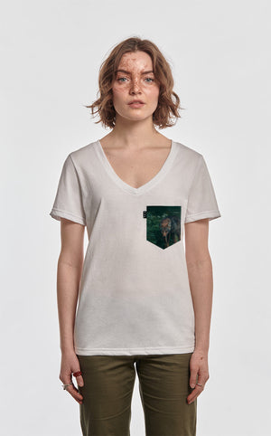 Semi-adjusted V-neck T-shirt - Ne pas flatter