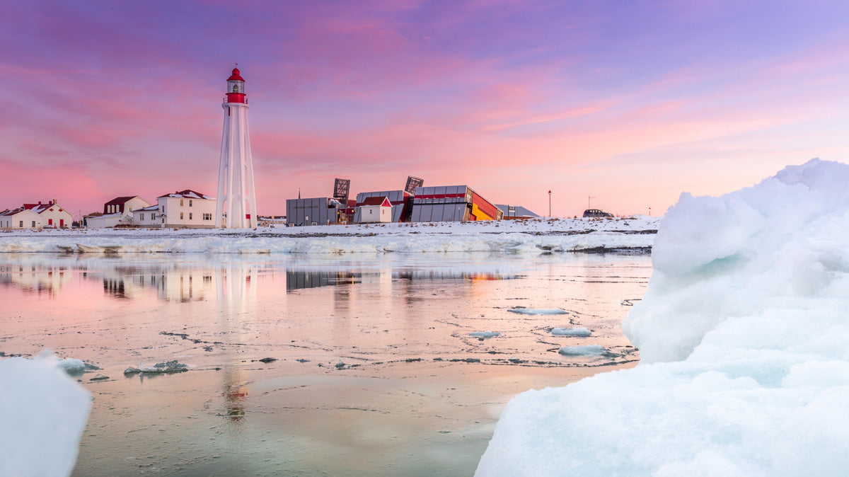 Puzzle - Pointe-au-Pere lighthouse